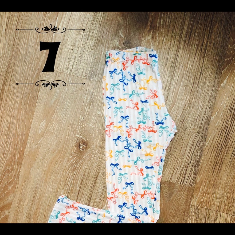Size 7 Dot Dot Smile leggings NWT